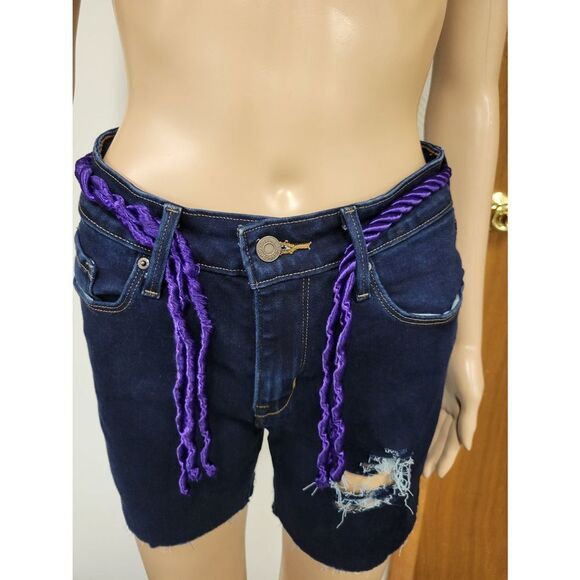 Levis Mid Rise Skinny Cut-off Shorts - Picture 1 of 5